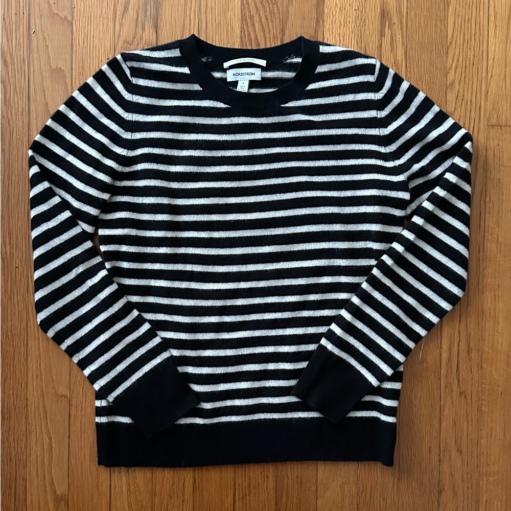 Nordstrom 100% Cashmere Crewneck Sweater - black & white striped Size Small